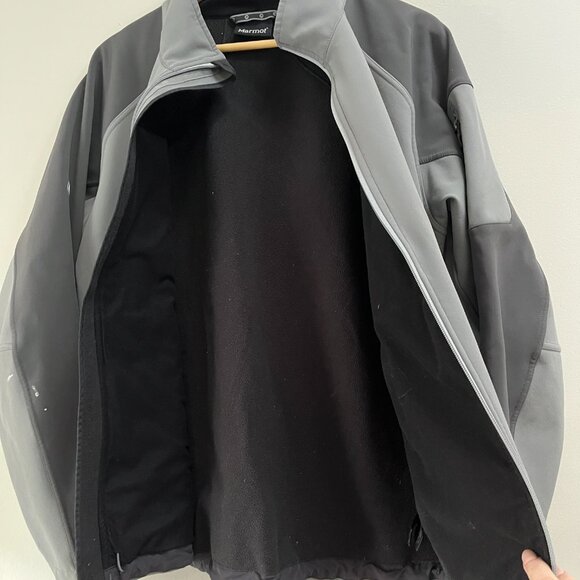 Marmot Men's Fleece Lined Full Zip Jacket Grey Large - Has Paint on the Sleeve - Picture 3 of 7